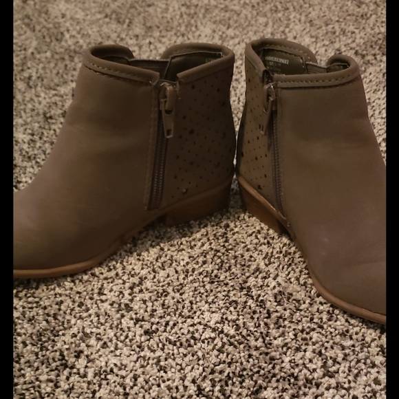 Girls boots - Picture 3 of 4